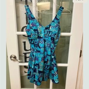Vintage One piece Women's swimwear Made in USA 14/36 cup size C